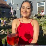 Profile Picture of daniellemowbray (@daniellemowbray) on Instagram