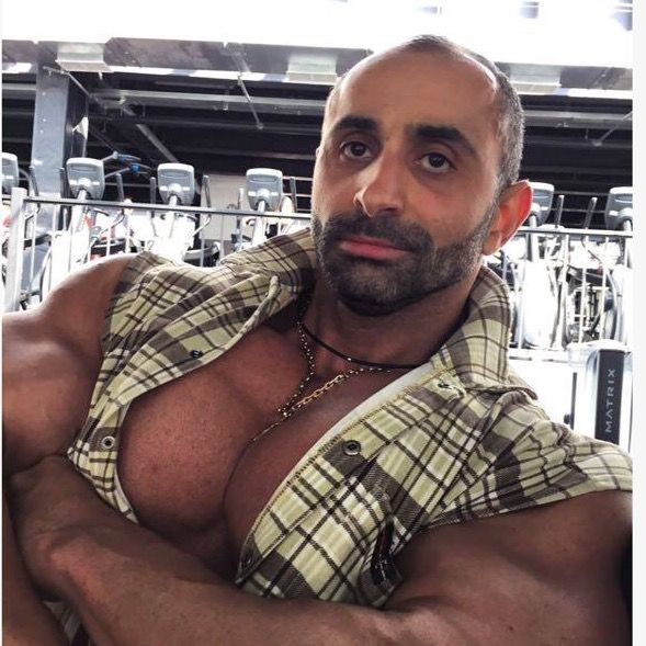 Profile Picture of robert.grigorian (@grigorian.robert) on Tiktok