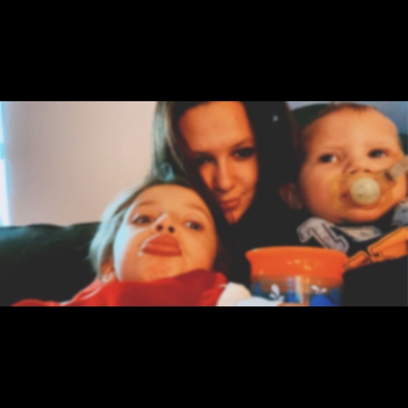 Carol-lynn Canady - Poshmark Profile Picture of Carol-lynn Canady (@clcanady143) on Poshmark