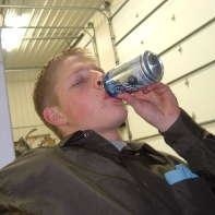 Profile Picture of Daniel Vandenbrink (@dannyvdb) on Myspace