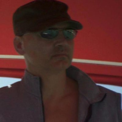 Profile Picture of Pod Diver Radio (@JoeCocozza) on Twitter