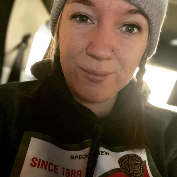 Profile Picture of Alvena Karber (@alvena_joe87) on Poshmark