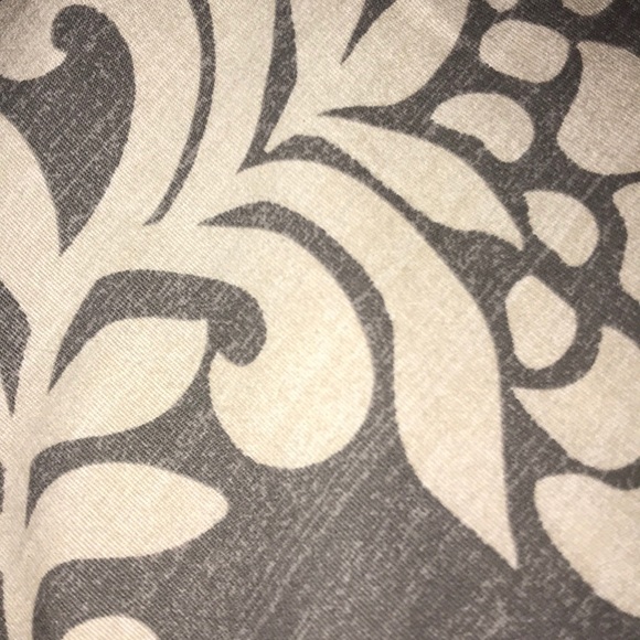 Profile Picture of Danielle Kontos (@dkontos27) on Poshmark