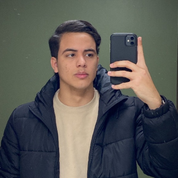 Profile Picture of Fernando Paz (@nandooo1981) on Poshmark