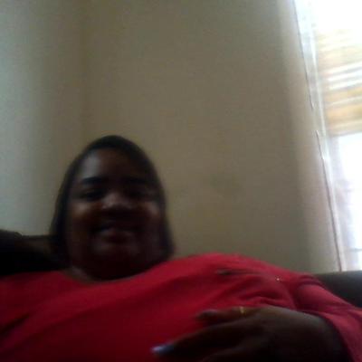 Profile Picture of Sandra Holbrook (@sandraholbrook2) on Twitter