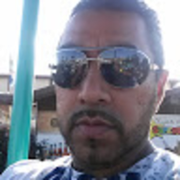 Profile Picture of Haniff Sumar (@haniffsumar) on Poshmark