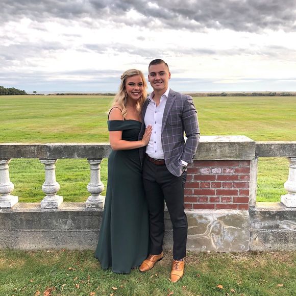 Profile Picture of Brad Huke (@bhuke333) on Poshmark