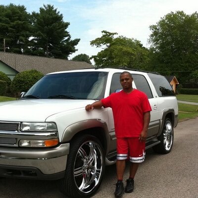 Profile Picture of Stephen Graves (@stephengrvs) on Twitter