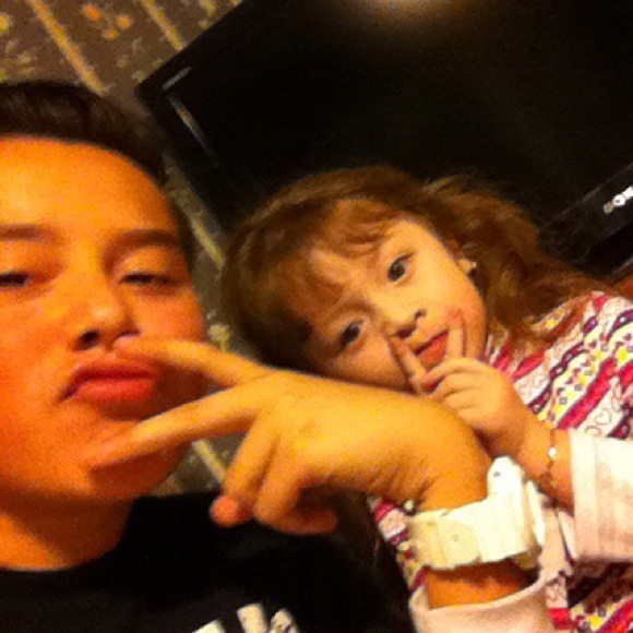 Profile Picture of Robert Bunton (@the_homiee_rob) on Poshmark