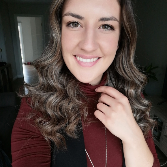 Profile Picture of Catherine Lebreux (@catou_lebreux) on Poshmark