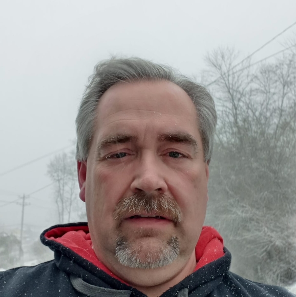 Profile Picture of Wayne Inklebarger (@nrrislk168) on Poshmark