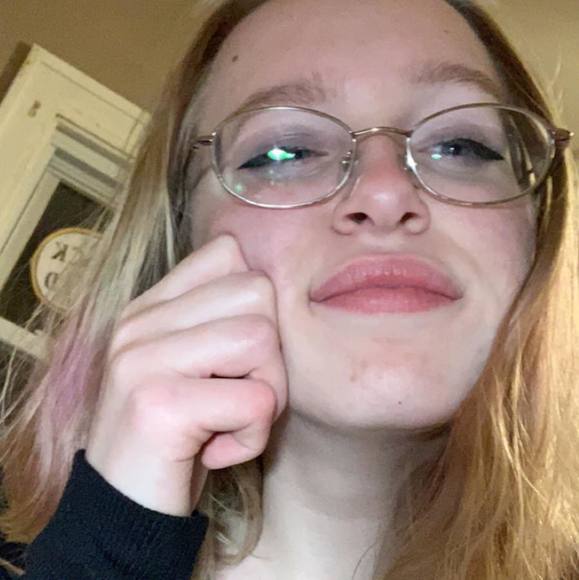 Profile Picture of Alexis Carrell-bowers (@acabo) on Poshmark