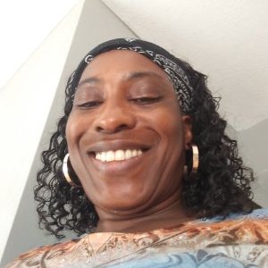 Profile Picture of Viola Edwards (@ViolaEd14908626) on Twitter