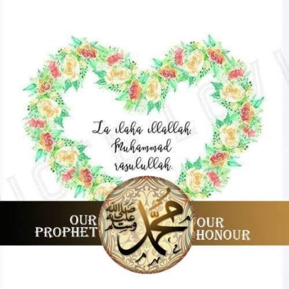 Profile Picture of Sharmina Liza (@sharminaliza) on Poshmark