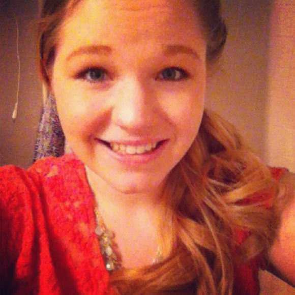 Emily Pfannenstein - Poshmark Profile Picture of Emily Pfannenstein (@emilulaaa) on Poshmark