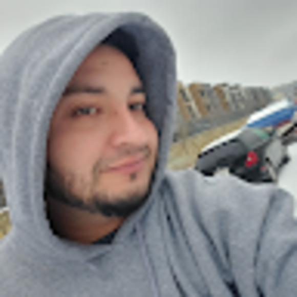 Profile Picture of Erick Alvarez (@imax92) on Poshmark