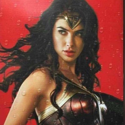 Profile Picture of Elizabeth Schell (@eannschell) on Twitter