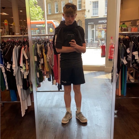 Profile Picture of Will Morton-marsh (@will_mm) on Poshmark