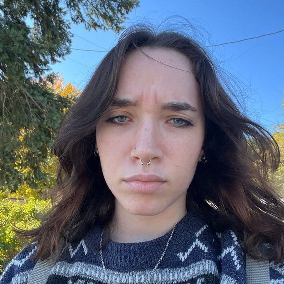 Profile Picture of Bree Yannitelli (@breeyannitelli) on Poshmark