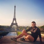 Profile Picture of Daniel Lourie (@runs_the_world) on Instagram