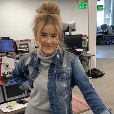 Profile Picture of Jenny Tomasello (@JennyTom21) on Twitter