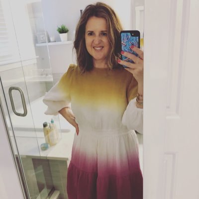 Profile Picture of Kara Raymond (@@KnRaymond) on Twitter