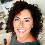 Profile Picture of Ashley Vincent (@ashleyvincentreikirealtor) on Instagram