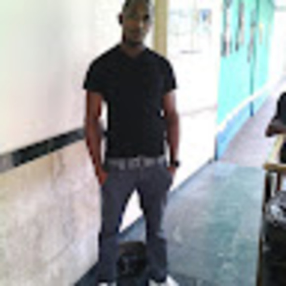Profile Picture of Jerome Edwards (@je061983) on Poshmark