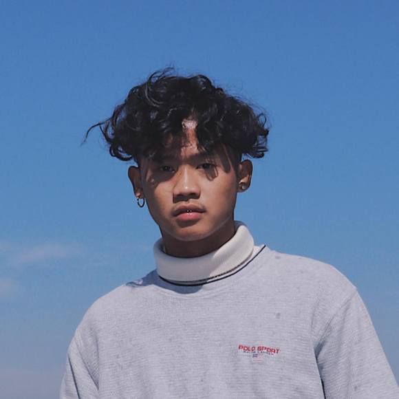 Profile Picture of M james Yap (@yapmacjames) on Poshmark