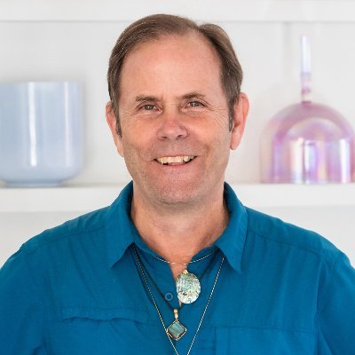 Profile Picture of David Gibson (@SoundHealingJoy) on Twitter