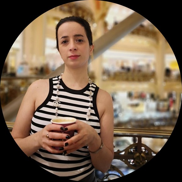 Profile Picture of Yildiz Yildiz (@carrehermes3) on Poshmark