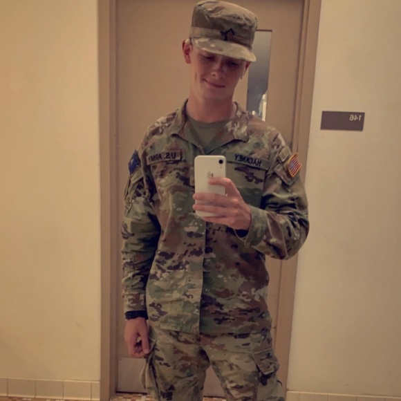 Profile Picture of Jacob Hackney (@jdhackney33) on Poshmark