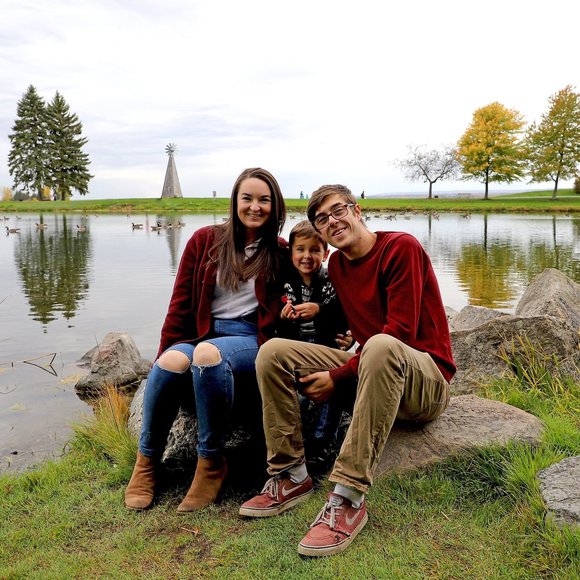 Profile Picture of Michelle Stevenson (@michellestev299) on Poshmark