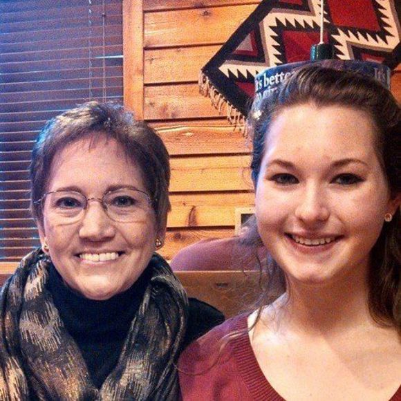 Profile Picture of Donna Tetreault (@wt5472) on Poshmark