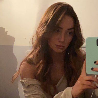 Profile Picture of Jillian Ann Acevedo (@acevedo_jill) on Twitter