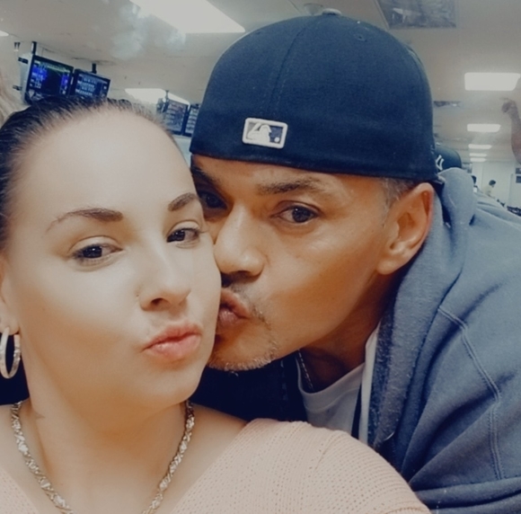 Profile Picture of Melissa Cecchetto (@melissa4379) on Poshmark