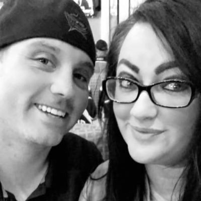 Profile Picture of Kris Mckinney (@FamousLoserKids) on Twitter