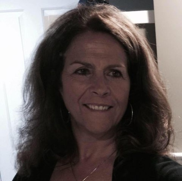 Profile Picture of Chrissie Maimaron (@cmaimaron1) on Poshmark