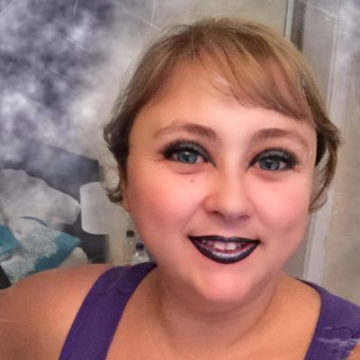 Profile Picture of Pamela McCready (@pg2305) on Twitter