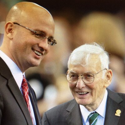 Profile Picture of Burt Lautenon Twitter