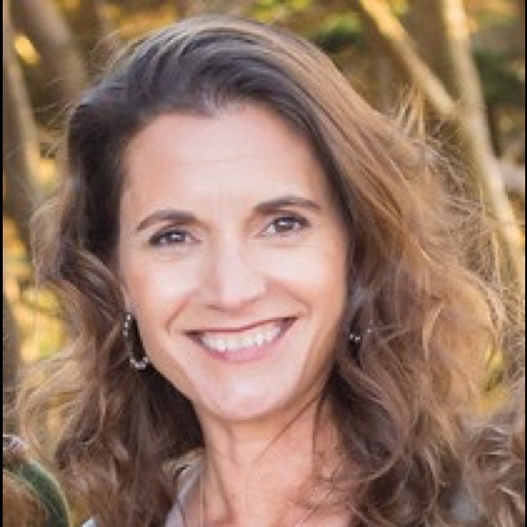 Profile Picture of Rana Diorio (@sanfrancisco2u) on Poshmark