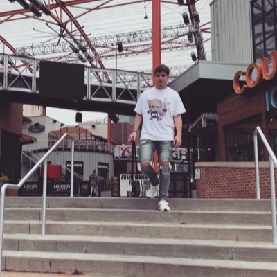 Profile Picture of Andrew Wakeman (@andrew_wakeman) on Twitter