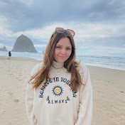 Profile Picture of Andrea Bates (@andreabates) on Youtube