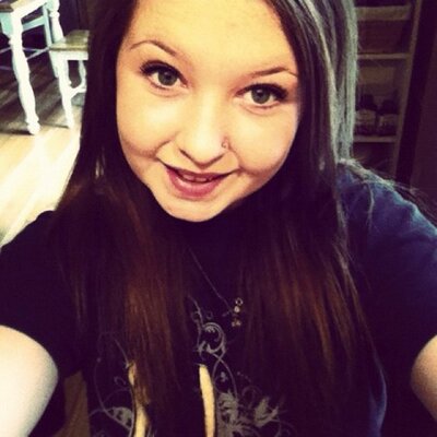 Profile Picture of Paige Mackay (@paige_mackay) on Twitter