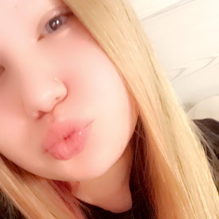 Profile Picture of lindsay 🤫 (@lindsay.karr24) on Tiktok