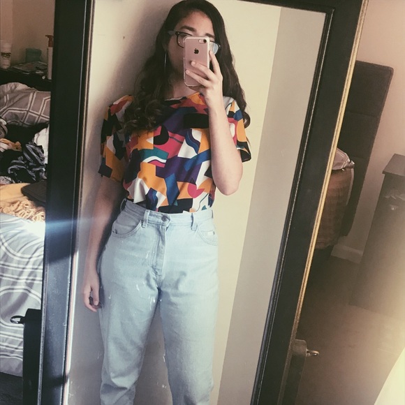 Profile Picture of Taylor Vincent (@taylirr) on Poshmark