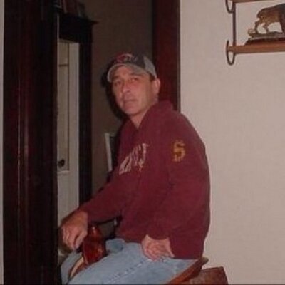 Profile Picture of Jeffrey M. Bird (@Maxmanbird) on Twitter