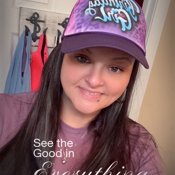 Profile Picture of Jess (@jessicahoda) on Tiktok