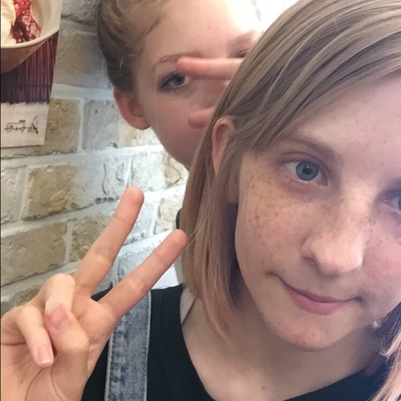 Profile Picture of Hope Ingalls (@deikipoki) on Poshmark