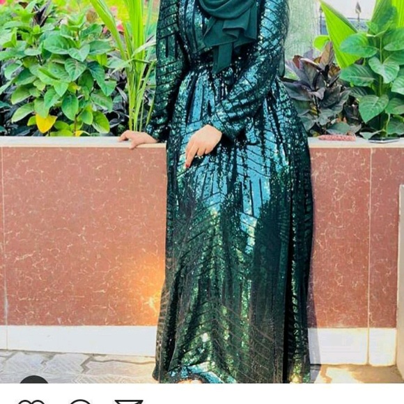 Profile Picture of Nasra Ali (@sahranuura12) on Poshmark